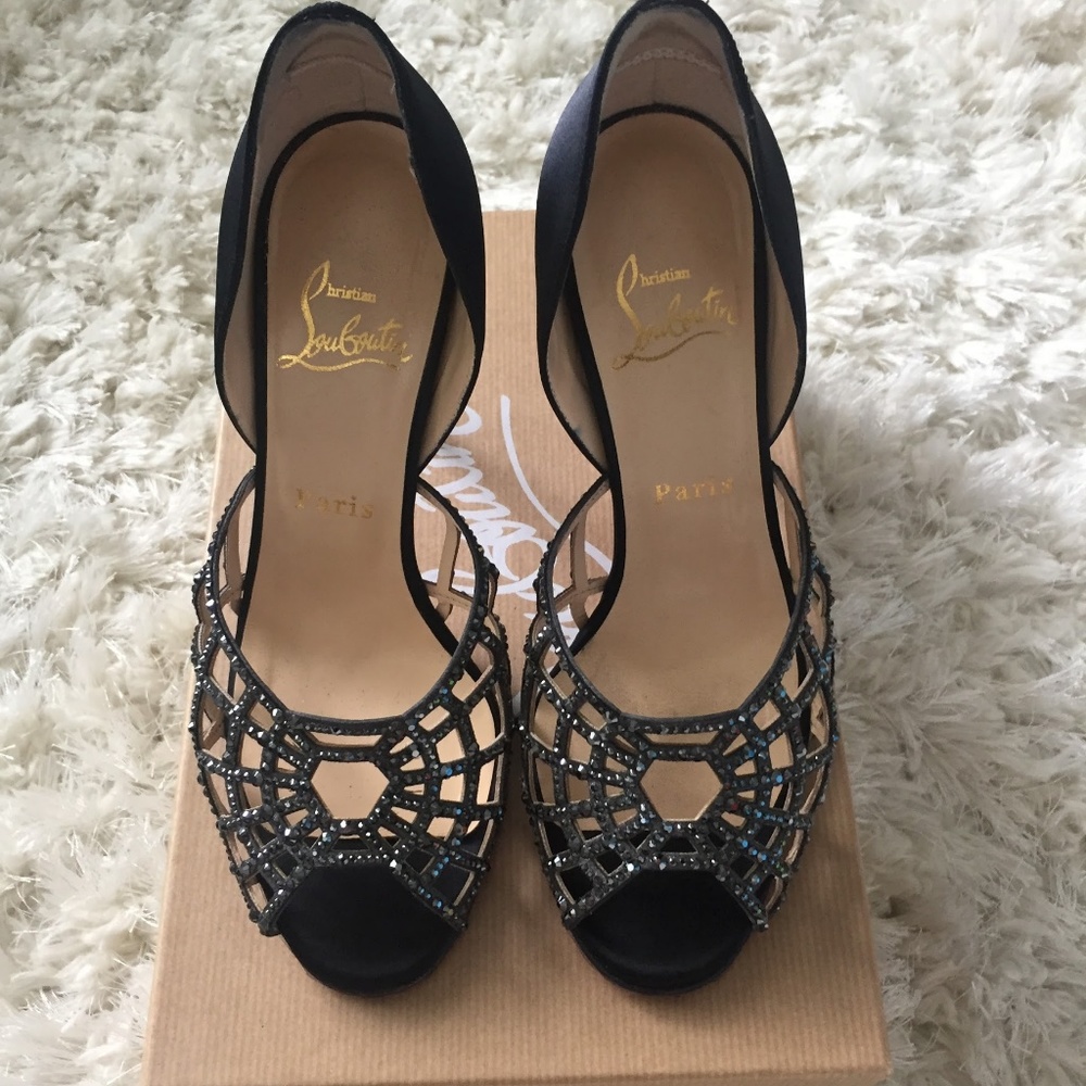 Christian Louboutin d’Orsay pumps / heels - Picture 3 of 5